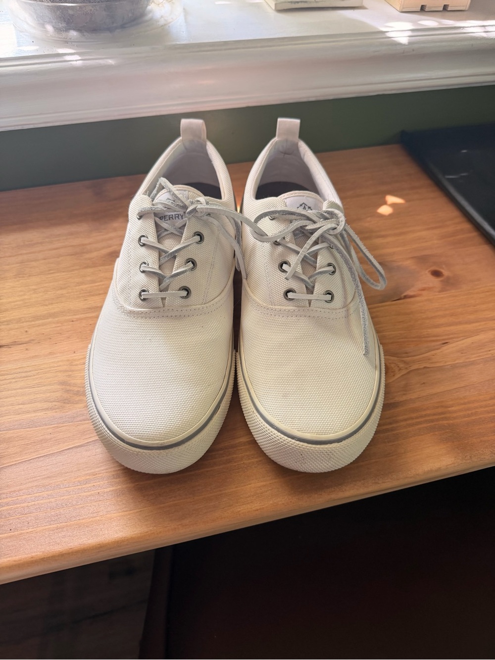 Sperry Men's Off-White Canvas Lace-Up Sneakers